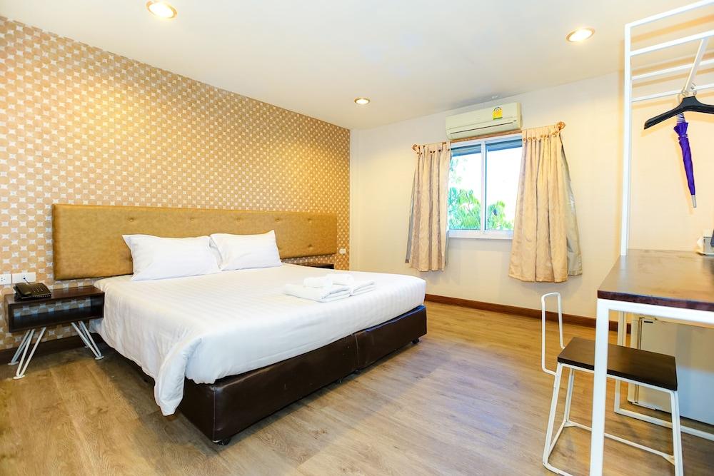 Parasol Inn Chiang Mai Old City Hotel - Sha Plus Zewnętrze zdjęcie